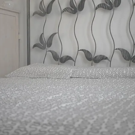 Lovely Elena - Garda 3* Μπαρντολίνο