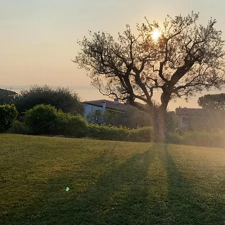 Lovely Elena - Garda Отель Бардолино