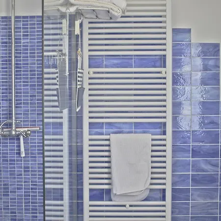 Lovely Elena - Garda Бардолино