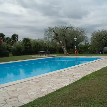 Lovely Elena - Garda Бардолино