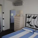 Lovely Elena - Garda 3*